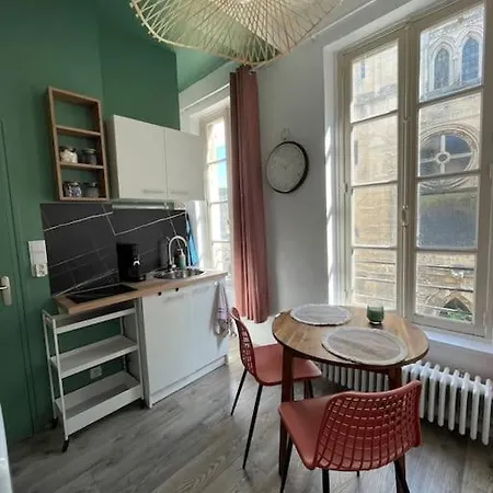 Apartman Au Coeur Du Centre Historique, Vue Unique *